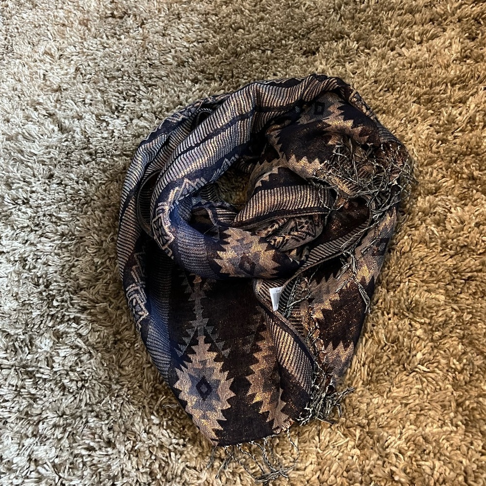 West Loop purple & cream scarf